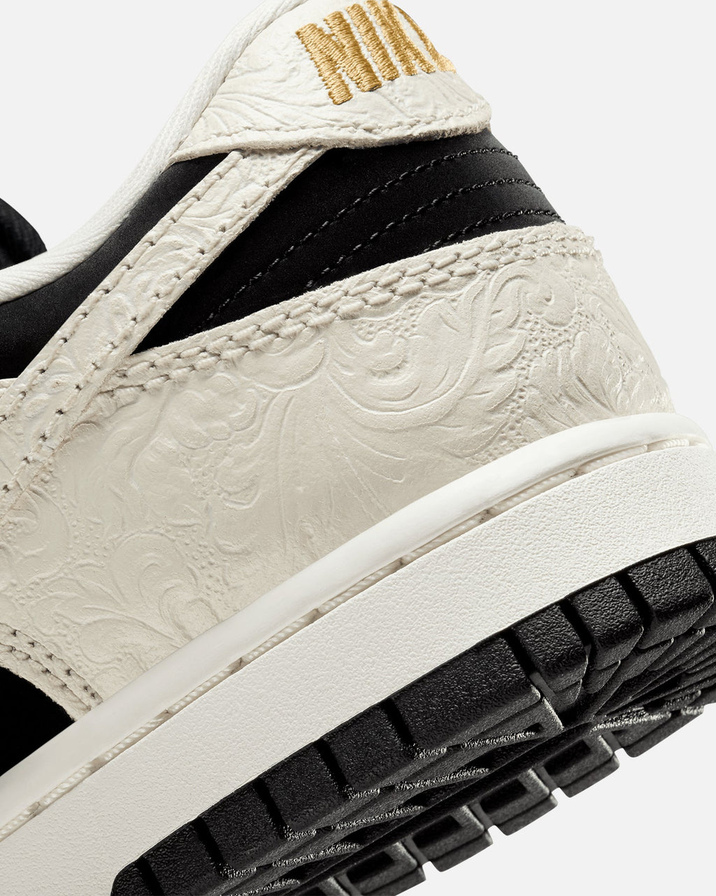 Nike Women's Dunk Low Black/Sail