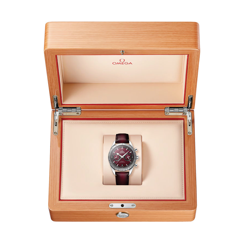 Speedmaster '57 40.5mm - Red on Leather Strap