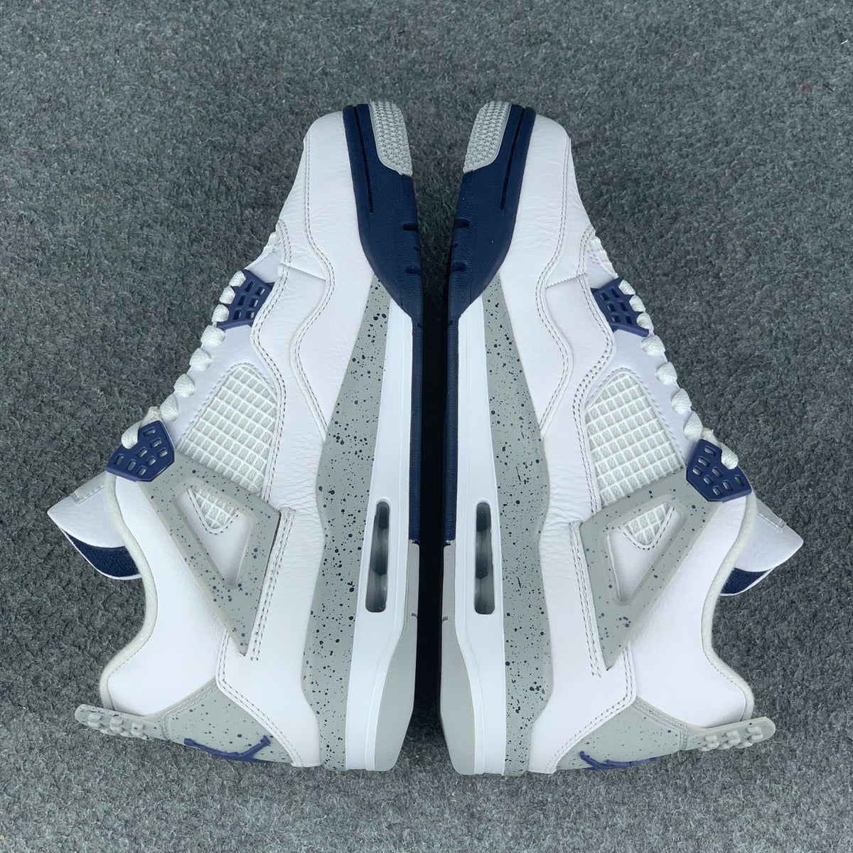 Air Jordan 4 Retro 'Midnight Navy'