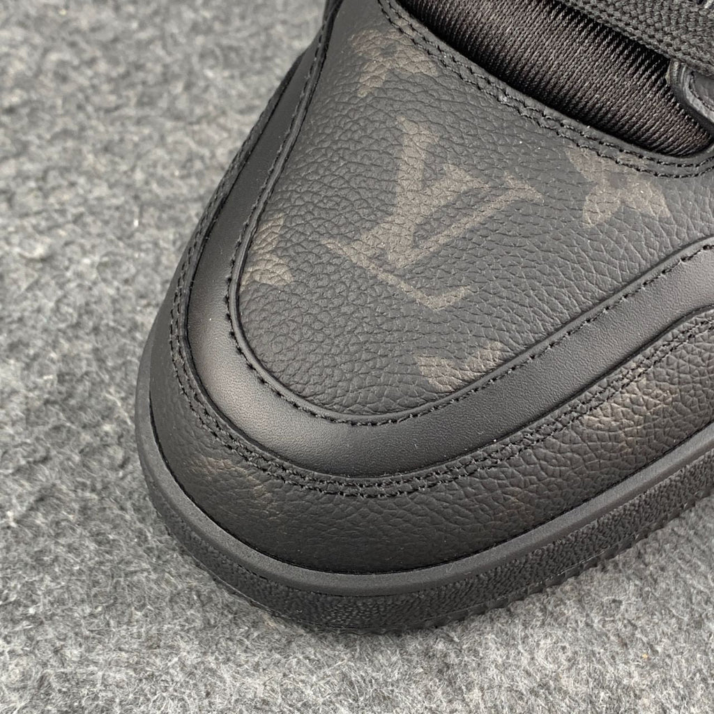 LV Trainer 'Black Monochrome'