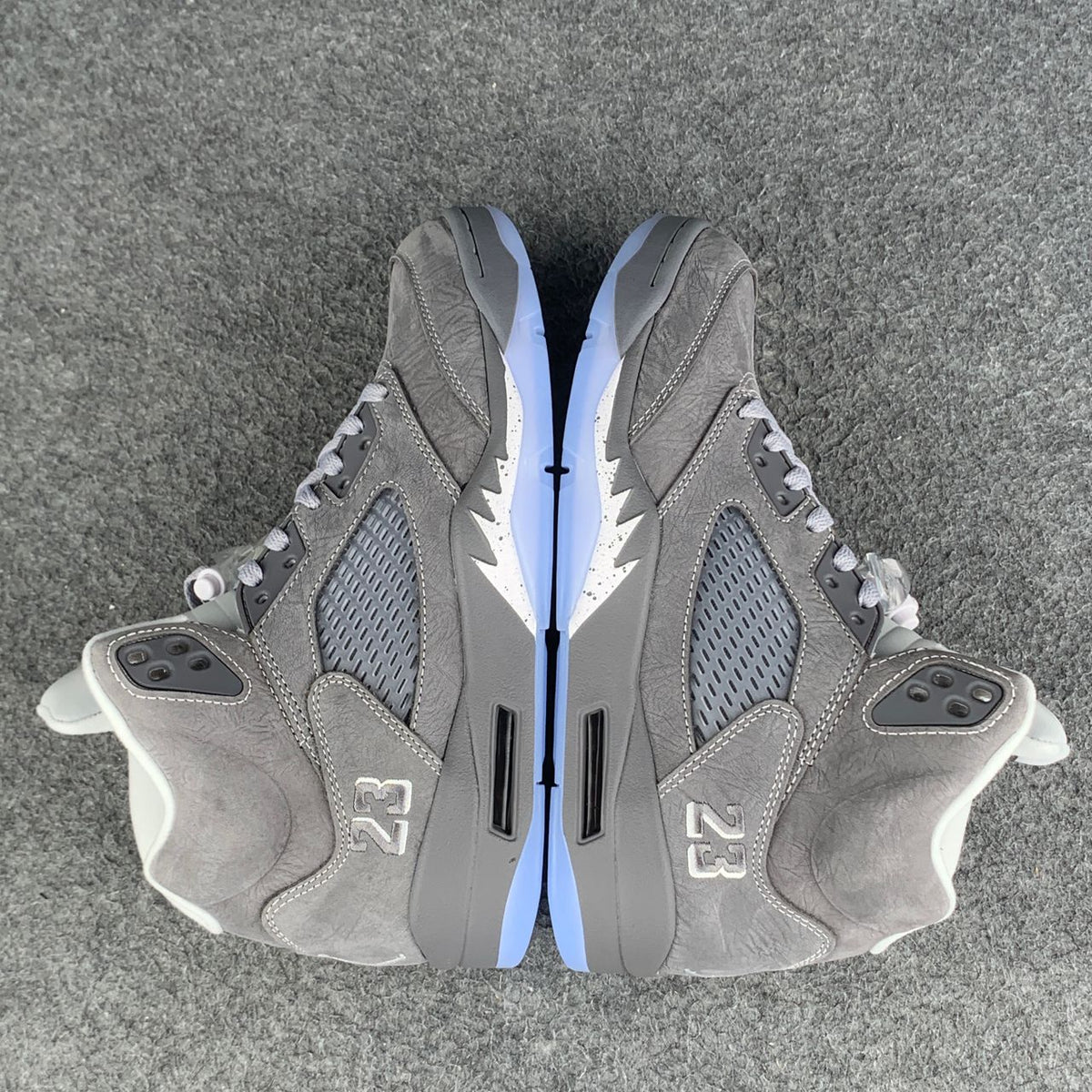 Air Jordan 5 'Wolf Grey' 2026