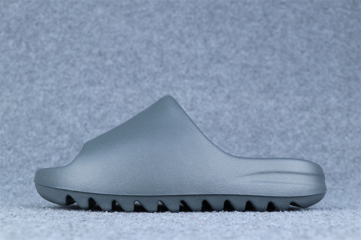 Yeezy Slides 'Slate Grey'