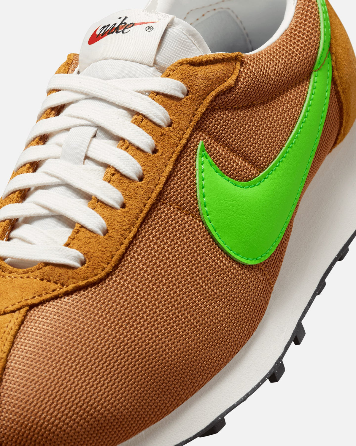 Nike LD-1000 Desert Ochre/Black